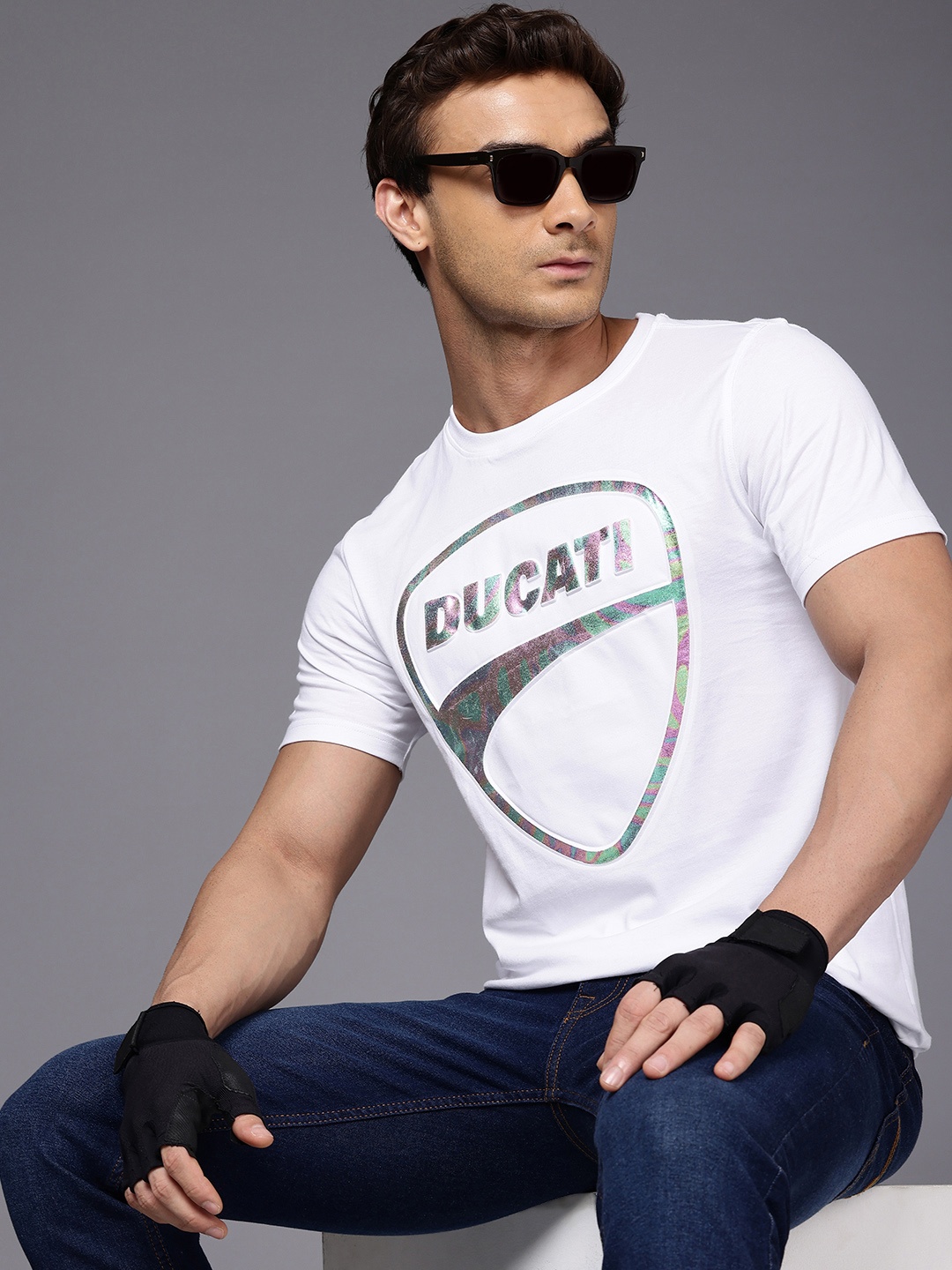 

Ducati Brand Logo Embossed Effect Pure Cotton T-shirt, White