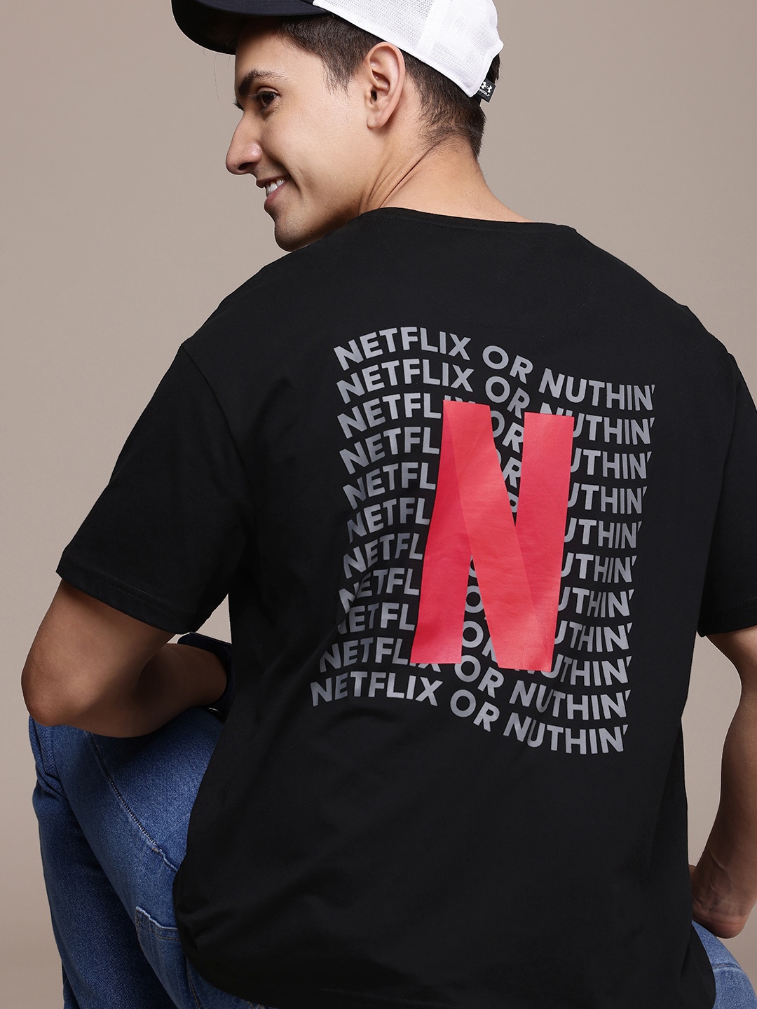 

WROGN x Netflix Printed Drop-Shoulder Sleeves Pure Cotton Oversized T-shirt, Black