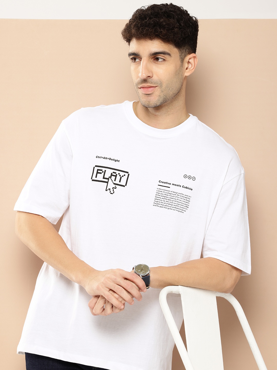 

INVICTUS Typography Printed Drop-Shoulder Sleeves Pure Cotton T-shirt, White
