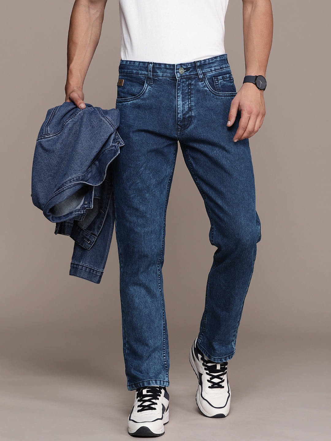 

WROGN Men Relaxed Fit Stretchable Jeans, Navy blue