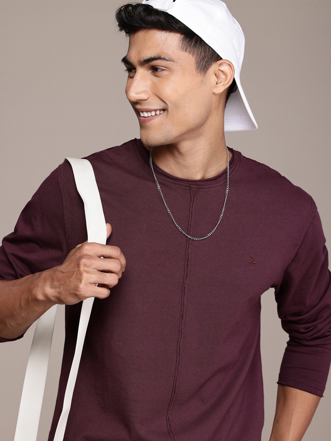 

WROGN Drop-Shoulder Sleeves Comfort Fit Pure Cotton T-shirt, Burgundy