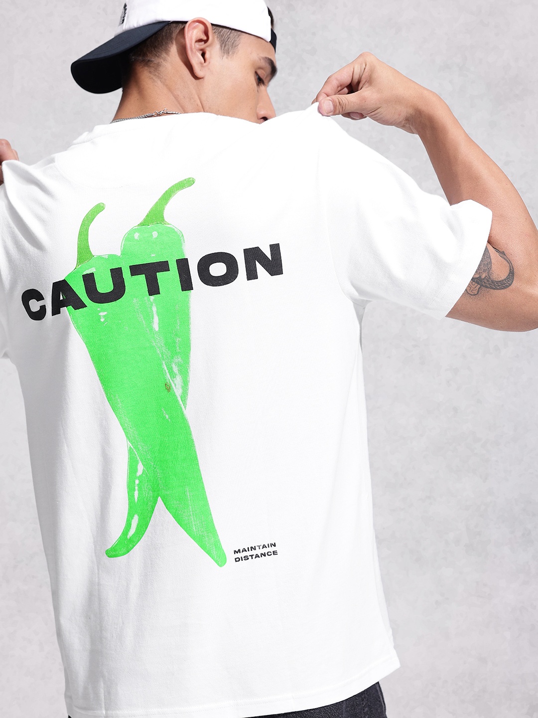 

WROGN Printed Drop-Shoulder Sleeves Pure Cotton Oversized T-shirt, White
