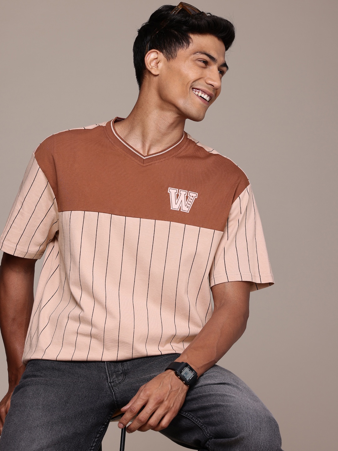 

WROGN Striped V-Neck Drop-Shoulder Sleeves Pure Cotton Oversized T-shirt, Beige