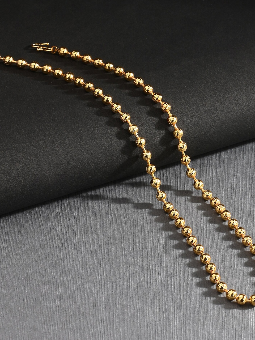 

AanyaCentric Unisex Gold-Plated Chain