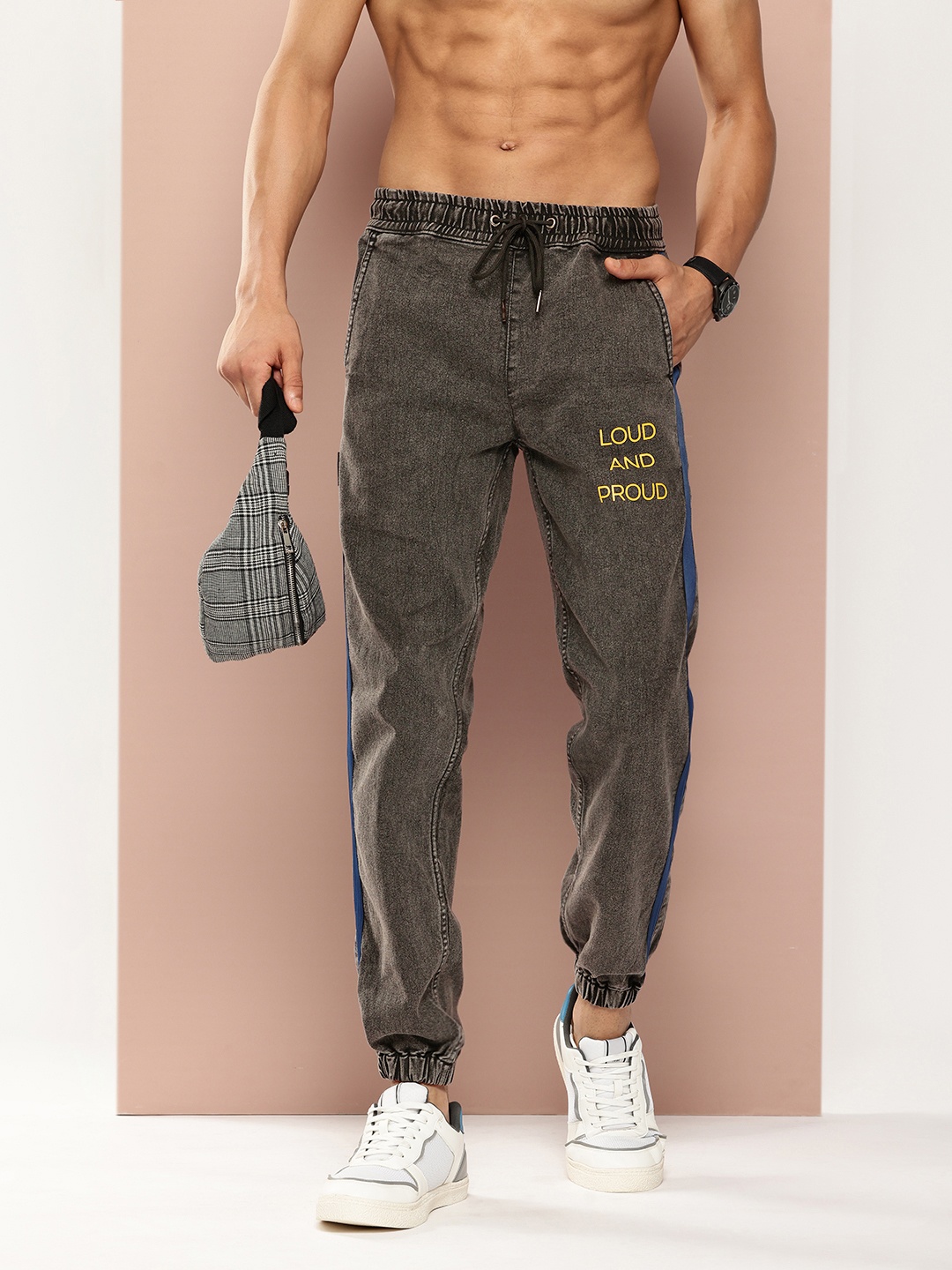 

Harvard Men Relaxed Fit Printed Stretchable Joggers Jeans, Charcoal