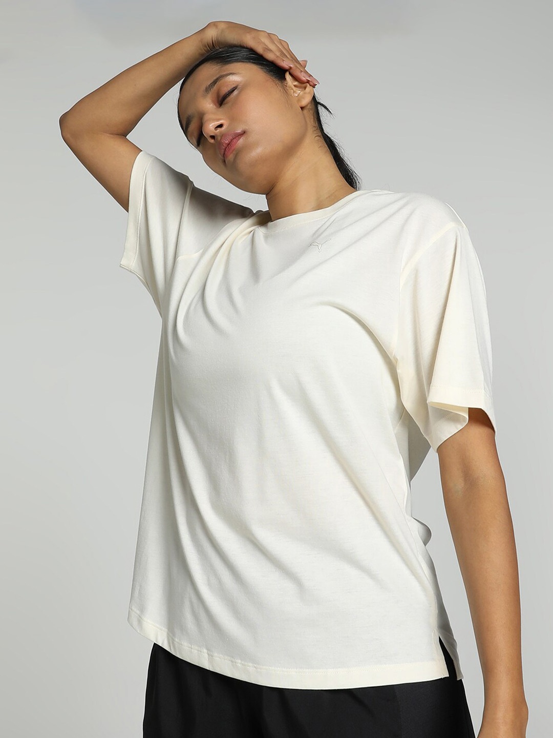 

Puma ANIMAL REMIX BOYFRIEND Training Short Sleeves T-shirt, Off white