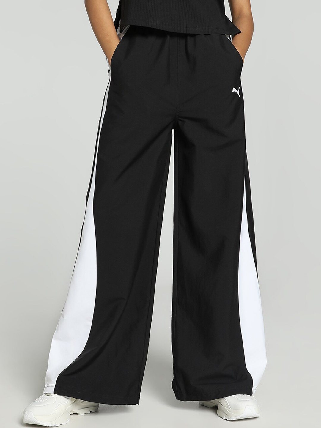 

Puma Women DARE TO Parachute Track Pants, Black