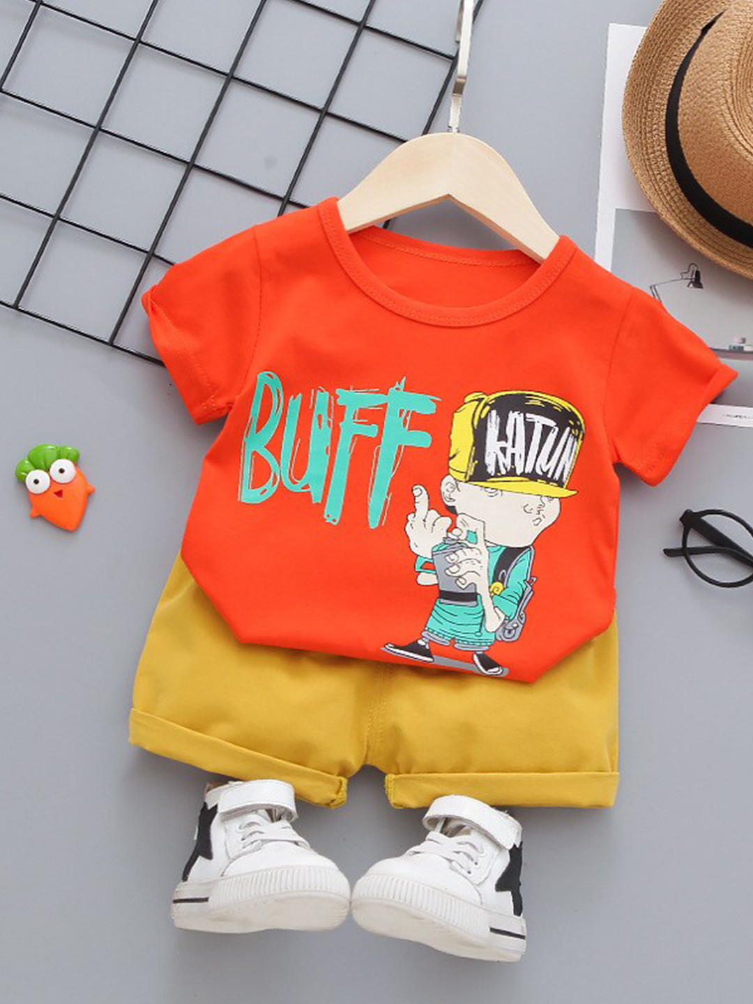 

Googo Gaaga Boys Graphic Printed T-shirt with Shorts, Orange