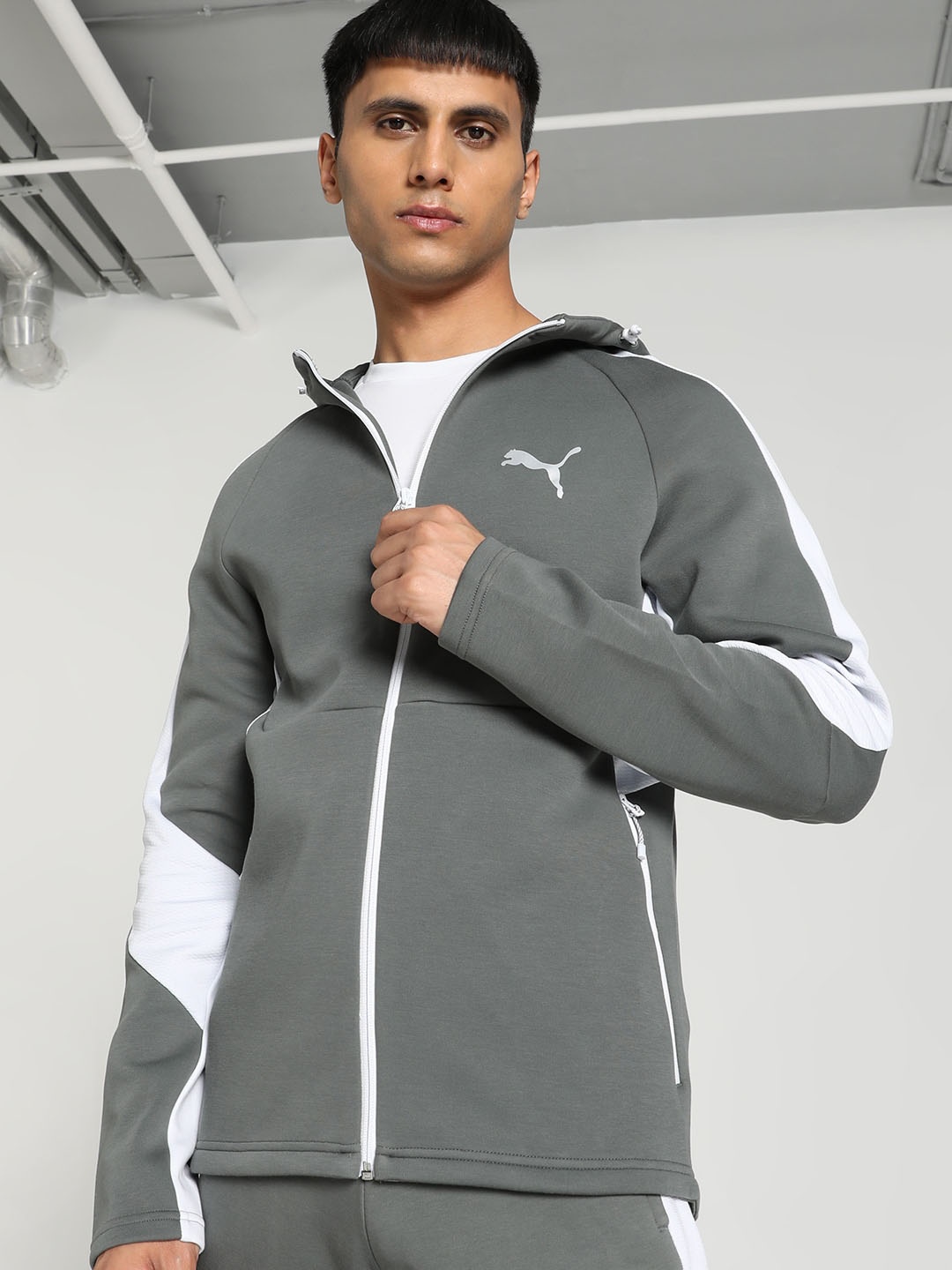 

Puma EVOSTRIPE Full-Zip Hoodie, Grey