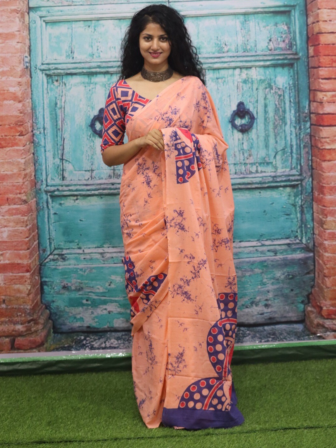 

clothonus Tie and Dye Pure Cotton Block Print Saree, Peach