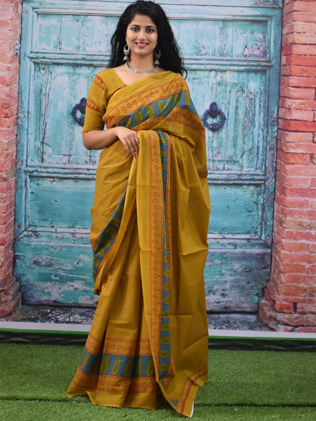 

clothonus Ethnic Motifs Pure Cotton Block Print Saree, Mustard
