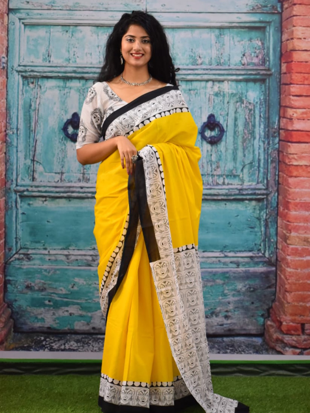 

clothonus Geometric Block Printed Mulmul Cotton Saree, Yellow