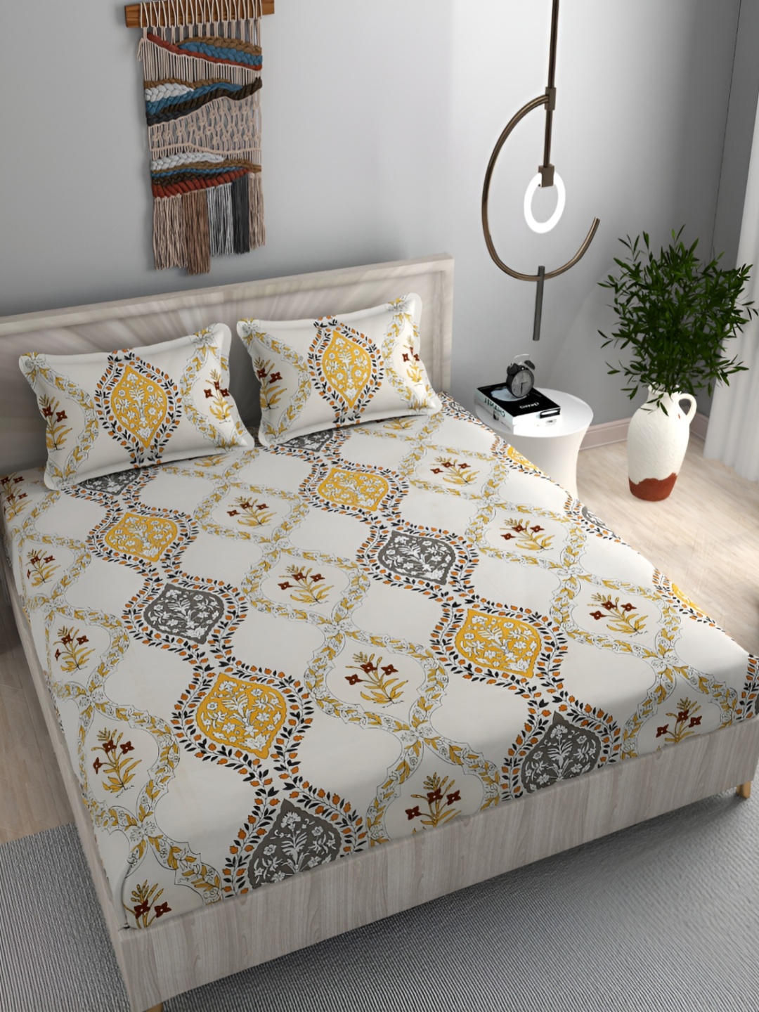 

FINE TEX WORLD White & Yellow Ethnic Motifs Fitted 210 TC King Bedsheet &2 Pillow Covers