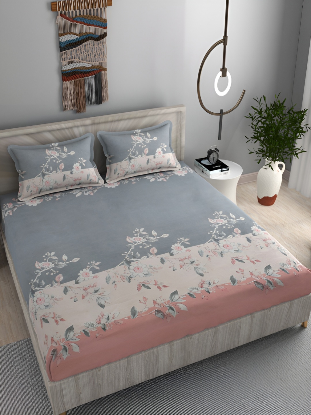 

FINE TEX WORLD Pink & Grey Floral Fitted 210 TC King Bedsheet with 2 Pillow Covers