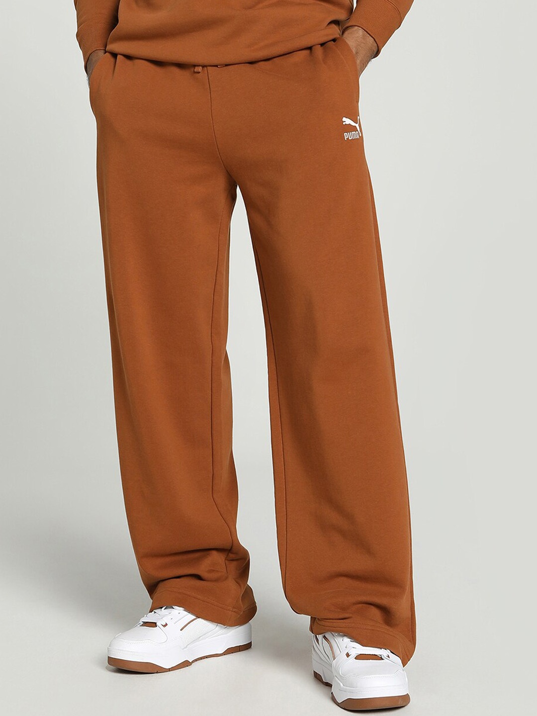

Puma Unisex BETTER CLASSICS Sweatpants, Brown