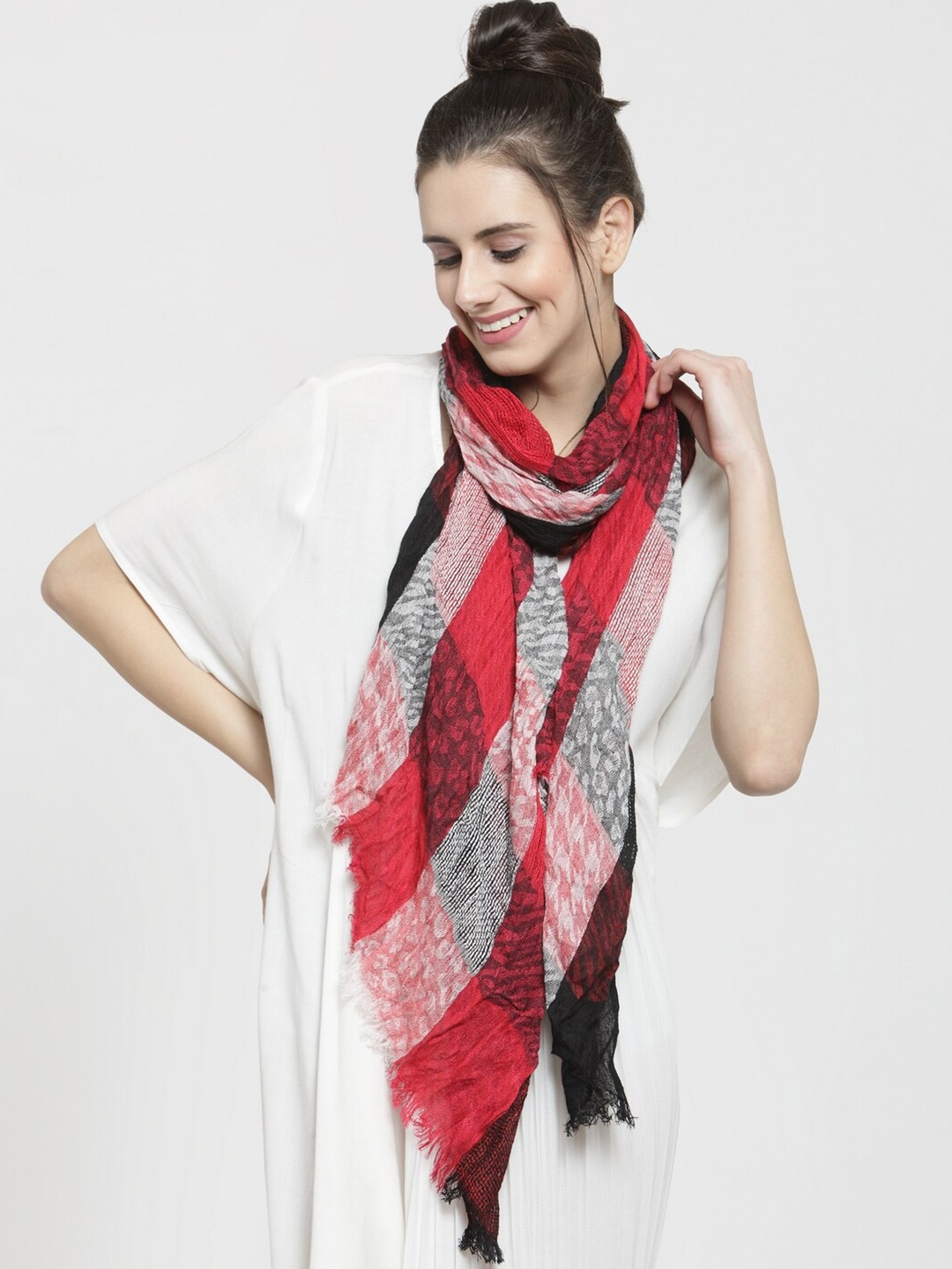 

J Style Checked Frayed Scarf, Red