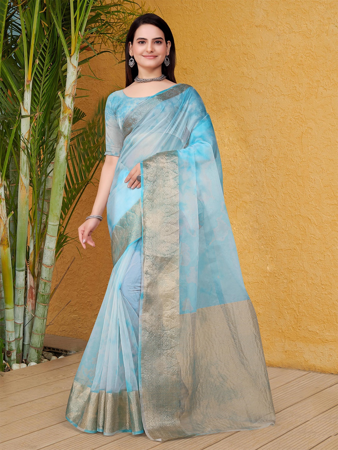 

Celeb Styles Zari Organza Designer Saree, Turquoise blue