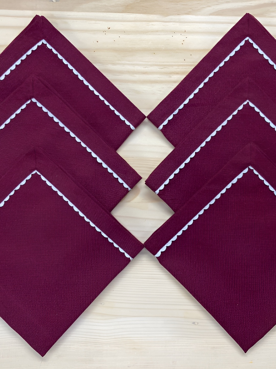 

FOVEROS Maroon & White 6 Pieces Cotton Table Napkins
