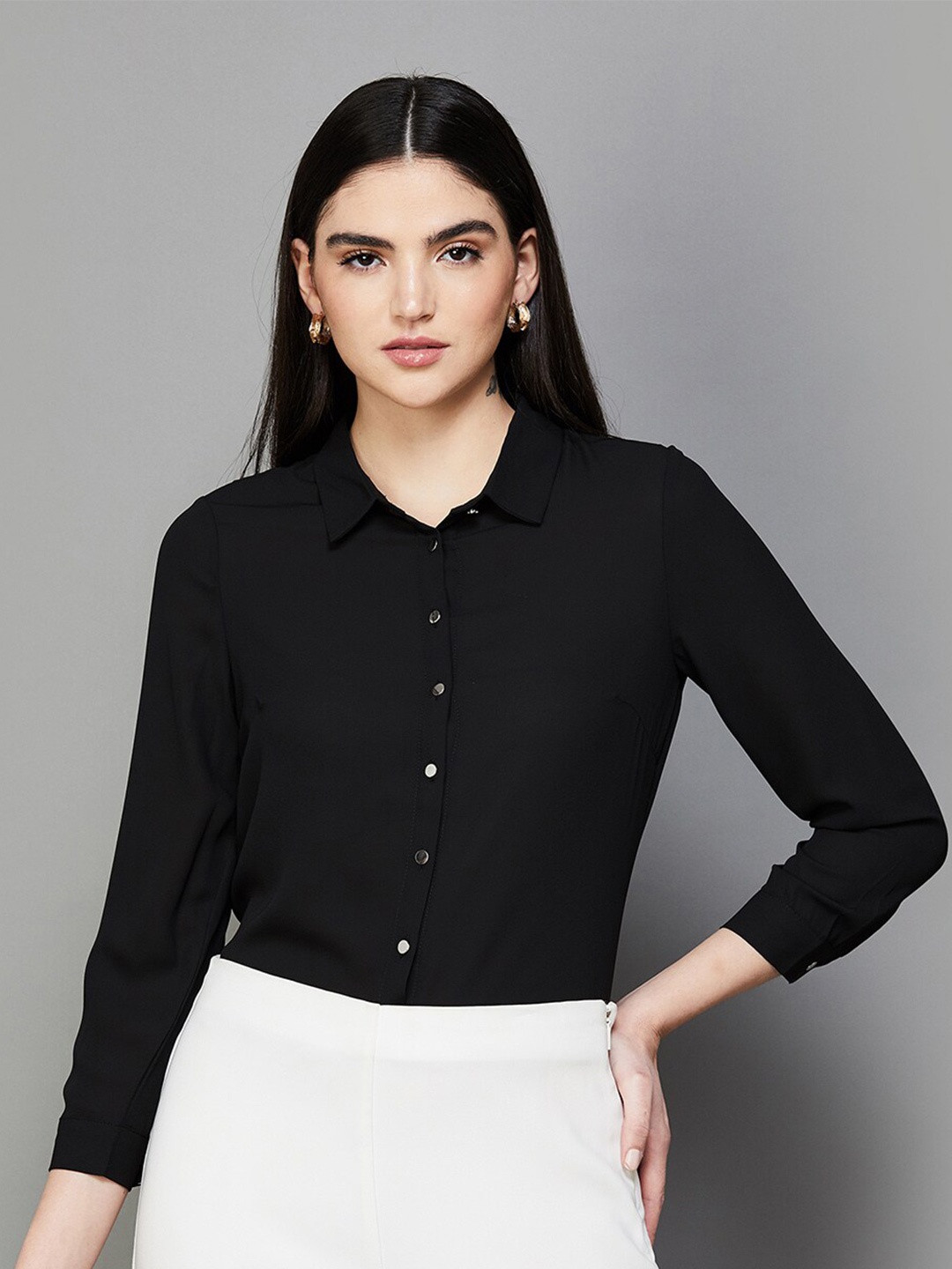 

CODE by Lifestyle Shirt Style Crop Top, Black