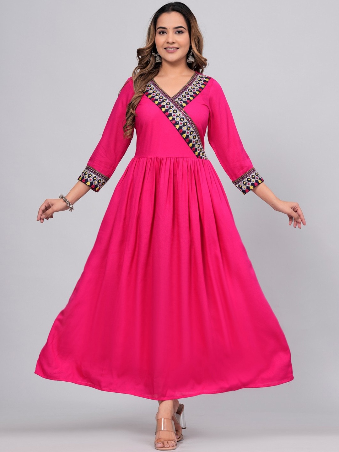 

ANUTTARA FASHIONS Thread Work Angrakha Anarakli Kurta, Pink