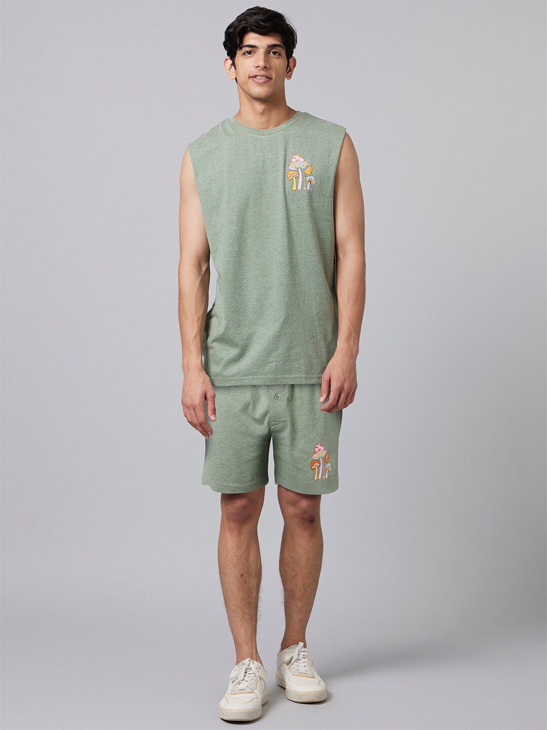 

Smugglerz Solid Sleeveless Co-Ord Set, Green