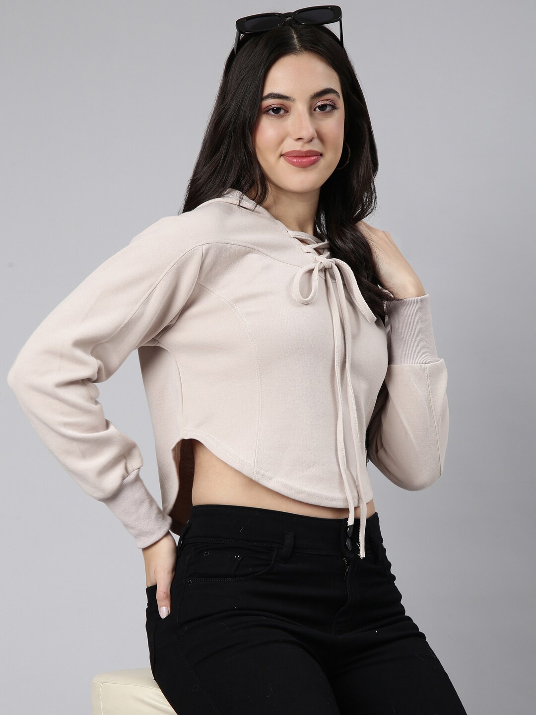 

SHOWOFF Hooded Long Sleeves Cotton Crop Pullover Sweatshirt, Beige