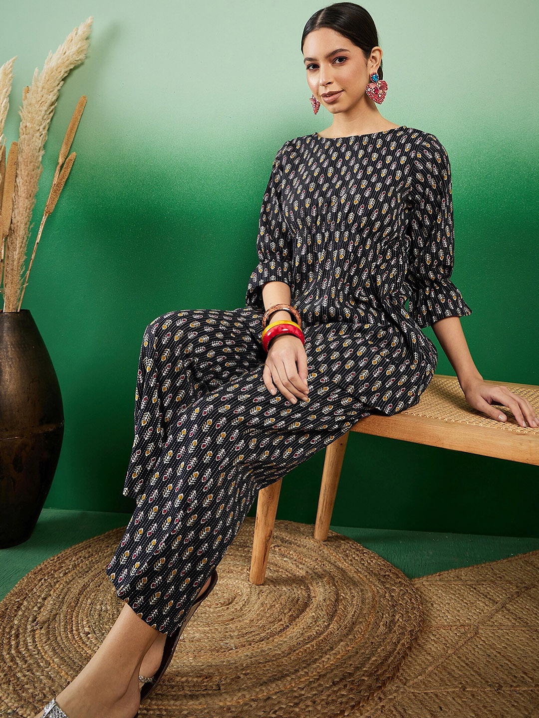 

Sangria Kantha Printed Pure Cotton Boat Neck Tunic With Trousers Co-Ords, Black