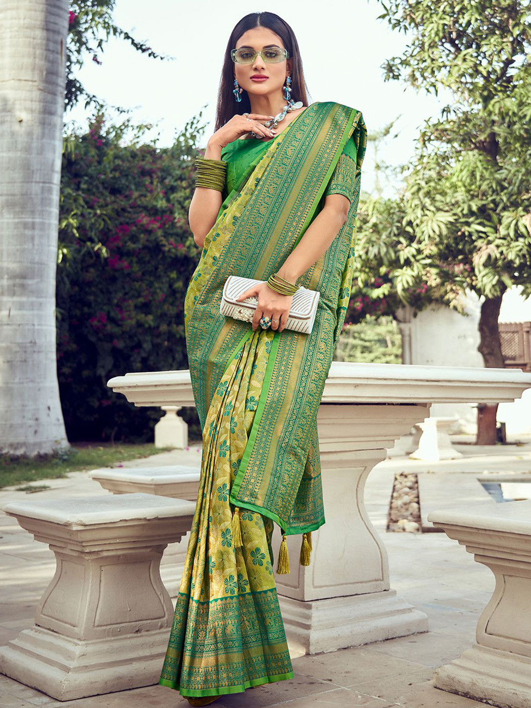 

Satrani Ethnic Motifs Woven Design Zari Banarasi Saree, Green