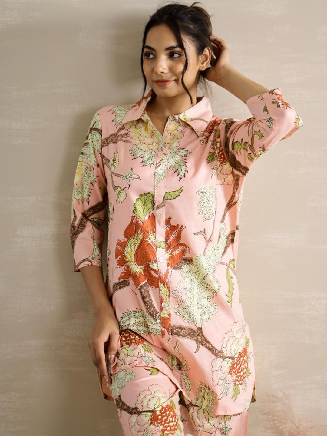 

FLAVIA CREATION Women Pure Cotton Floral Printed Night suit, Peach