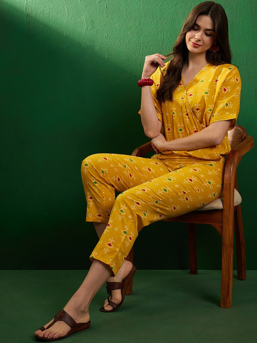 

Sangria Printed Pure Cotton V-Neck Tunic With Trousers, Yellow