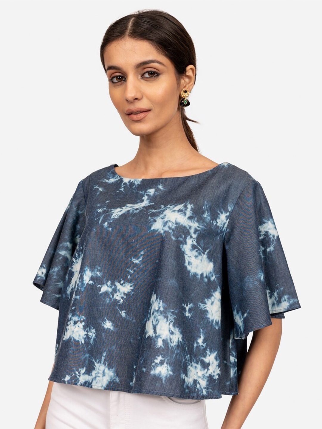 

INDIE JHOLA Abstract Printed Flared Sleeve Pure Cotton Denim Crop Top, Blue