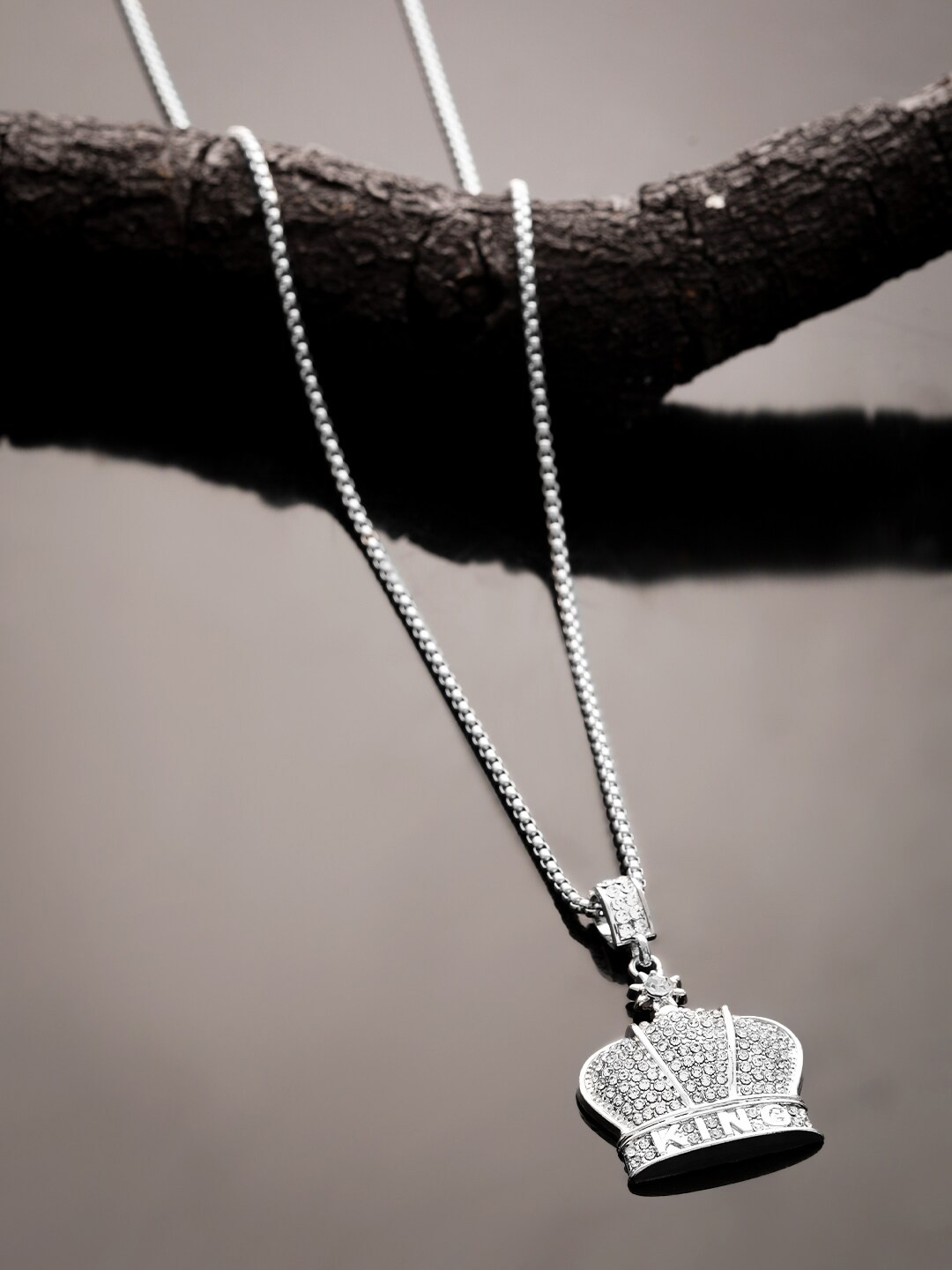 

The Roadster Lifestyle Co. Men Silver-Plated Contemporary Pendant with Chain