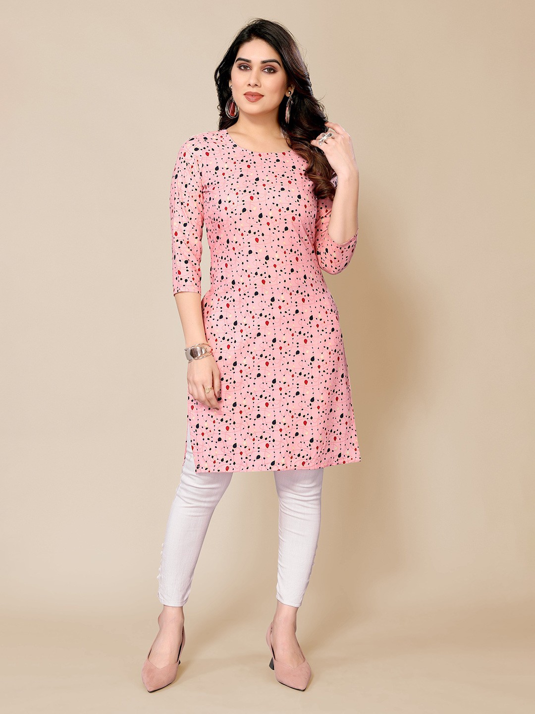 

VAAZI CREATOR Abstract Printed Round Neck Straight Kurta, Pink