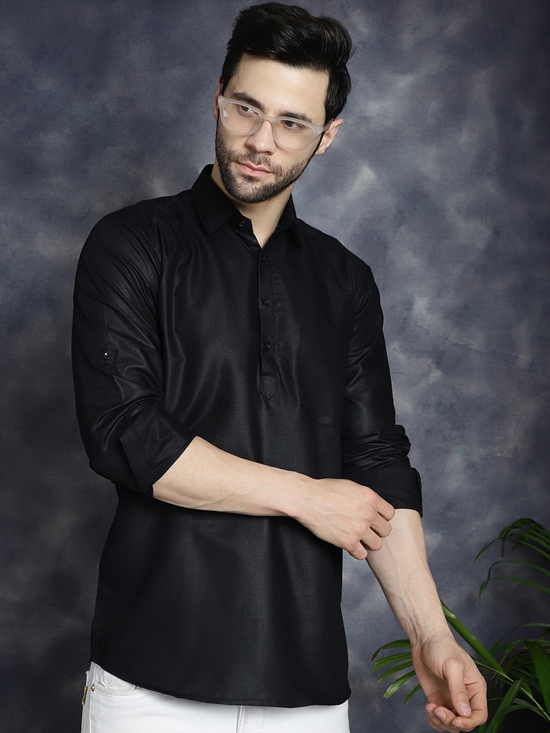 

Jompers Shirt Collar Long Sleeves Kurta, Black