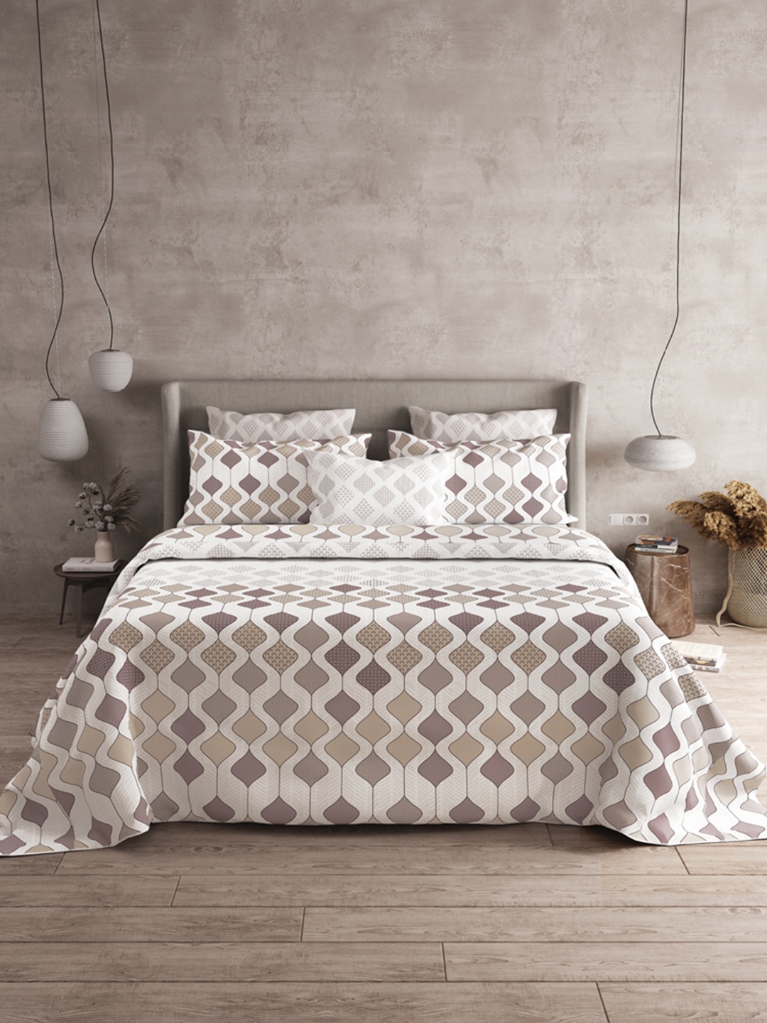 

LABHAM Cream & Brown Geometric 120 TC Cotton King Bedsheet with 2 Pillow Covers