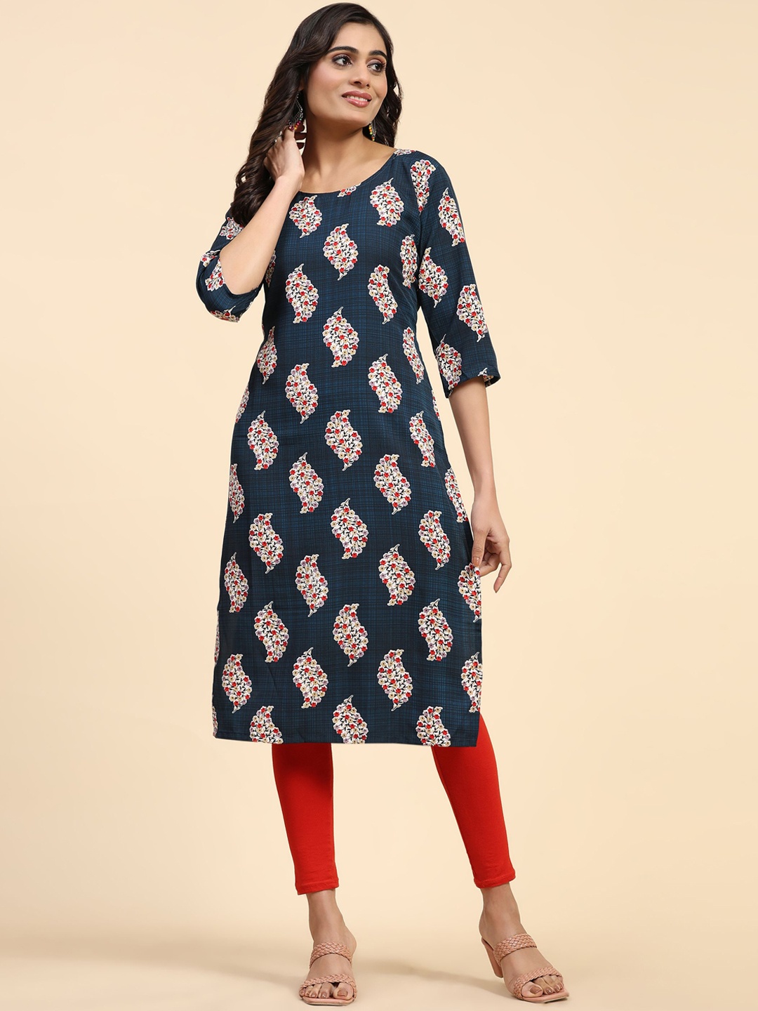 

Phenav Floral Printed Round Neck Straight Kurta, Blue