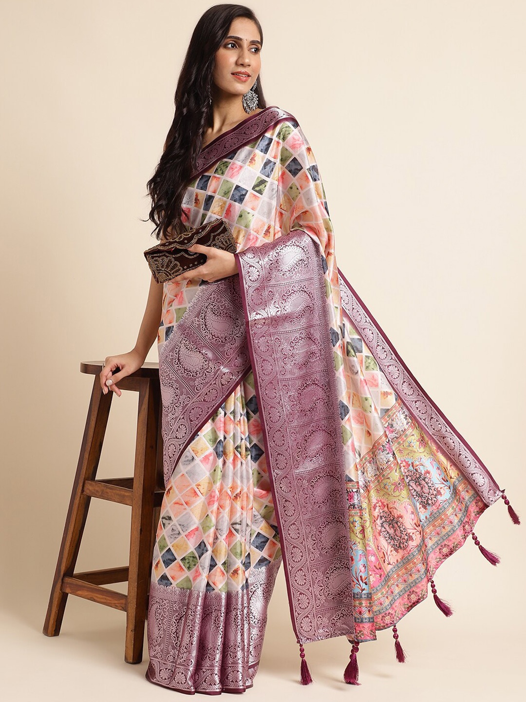 

FABMORA Zari Pure Georgette Saree, Cream