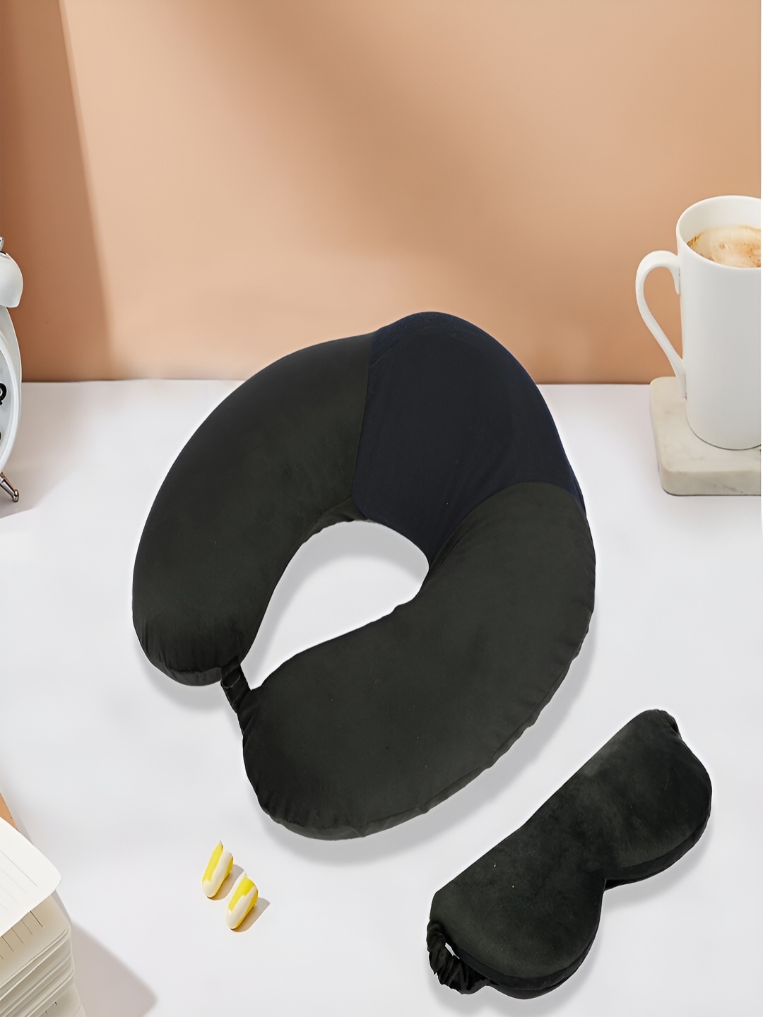 

Kuber Industries Black 2 Pieces Velvet Travel Neck Pillow With Sleeping Eye Mask