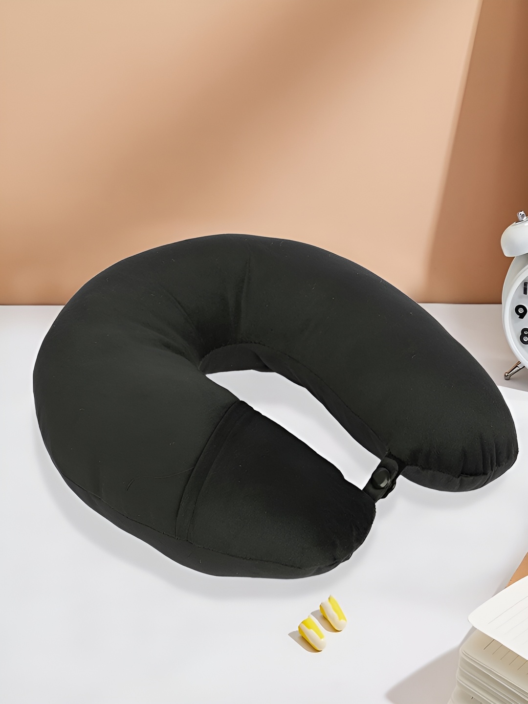 

Kuber Industries Black Velvet Travel Neck Pillow