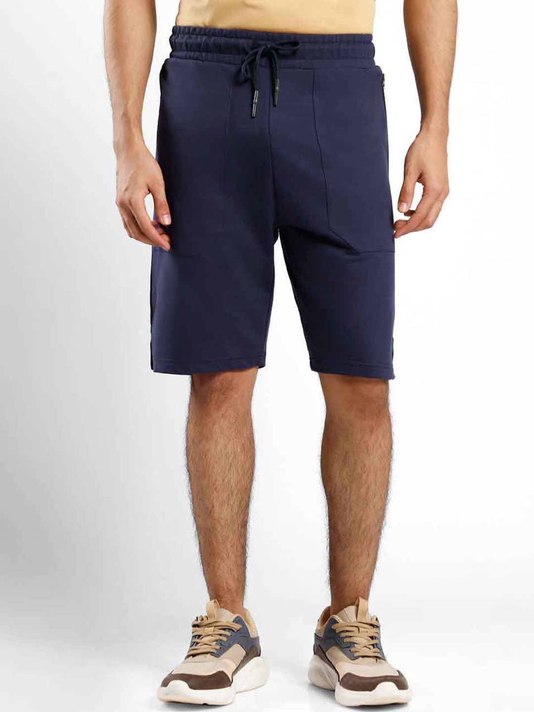 

NOBERO Men Mid-Rise Regular Shorts, Navy blue