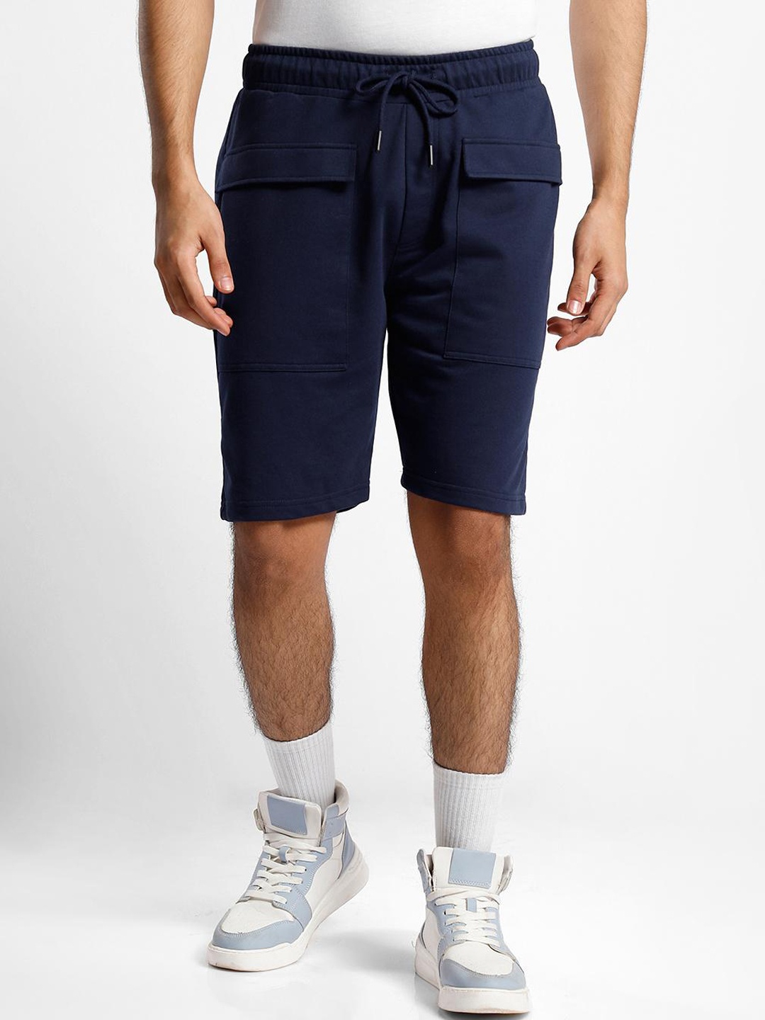 

NOBERO Men Mid-Rise Regular Shorts, Navy blue