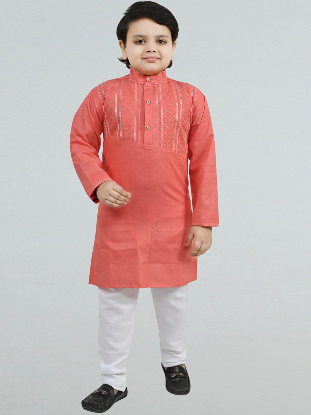 

BT DEZINES Boys Embroidered Regular Thread Work Kurta with Pyjamas, Orange