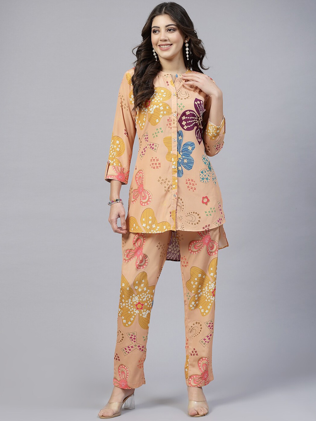 

TANKHI Floral Printed Mandarin Collar Top & Flared Trouser, Peach