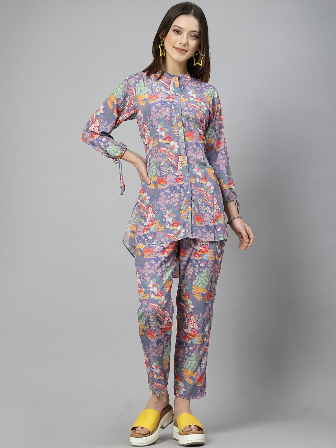 

TANKHI Floral Printed Mandarin Collar Tunic With Trousers Co-Ords, Blue