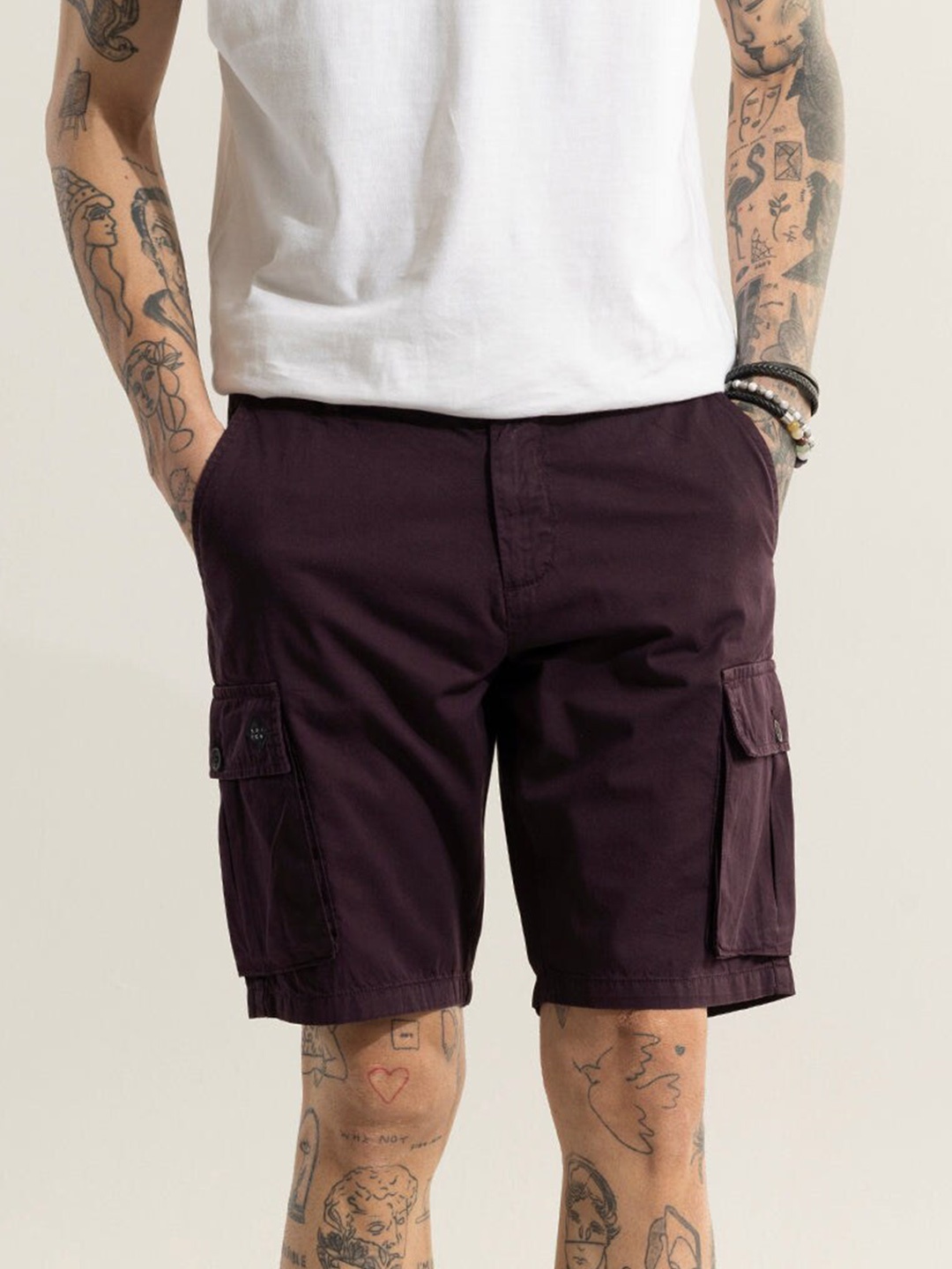 

Snitch Men Burgundy Mid-Rise Cotton Cargo Shorts