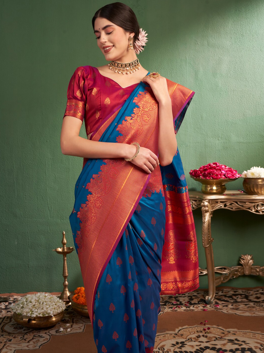 

Sangria Ethnic Motifs Woven Design Pure Silk Banarasi Saree, Blue