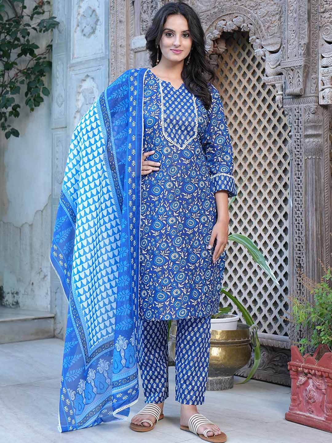 

HETVI CREATION Floral Printed Kurta & Trousers With Dupatta, Blue