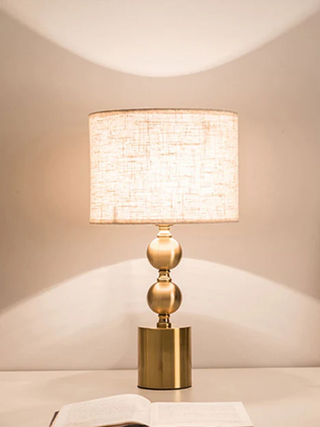 

THEDECORKART Unisex Multi Table Lamps, Beige