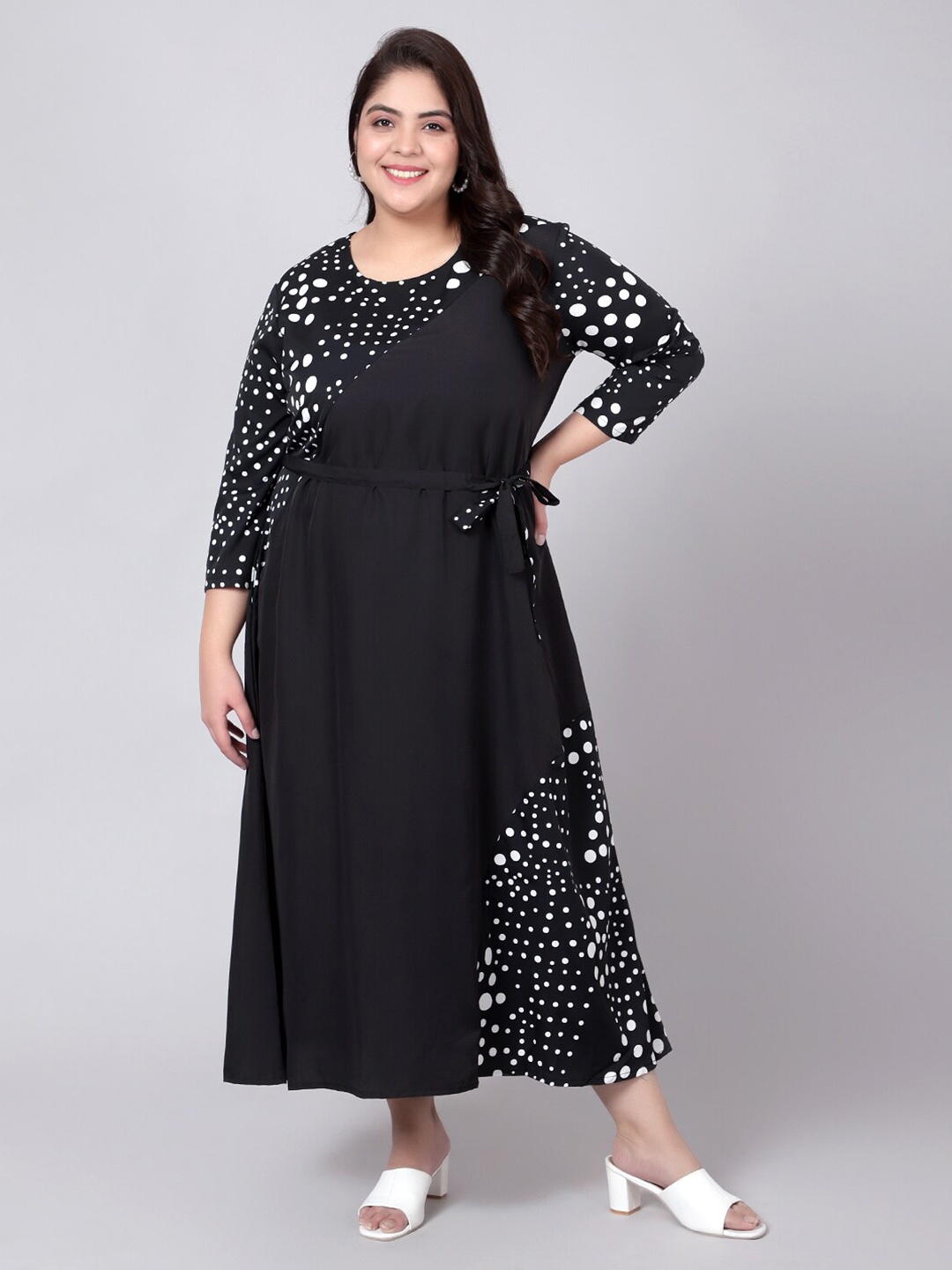 

Indietoga Plus Size Polka Dots Printed Round Neck Fit & Flare Midi Dress, Black