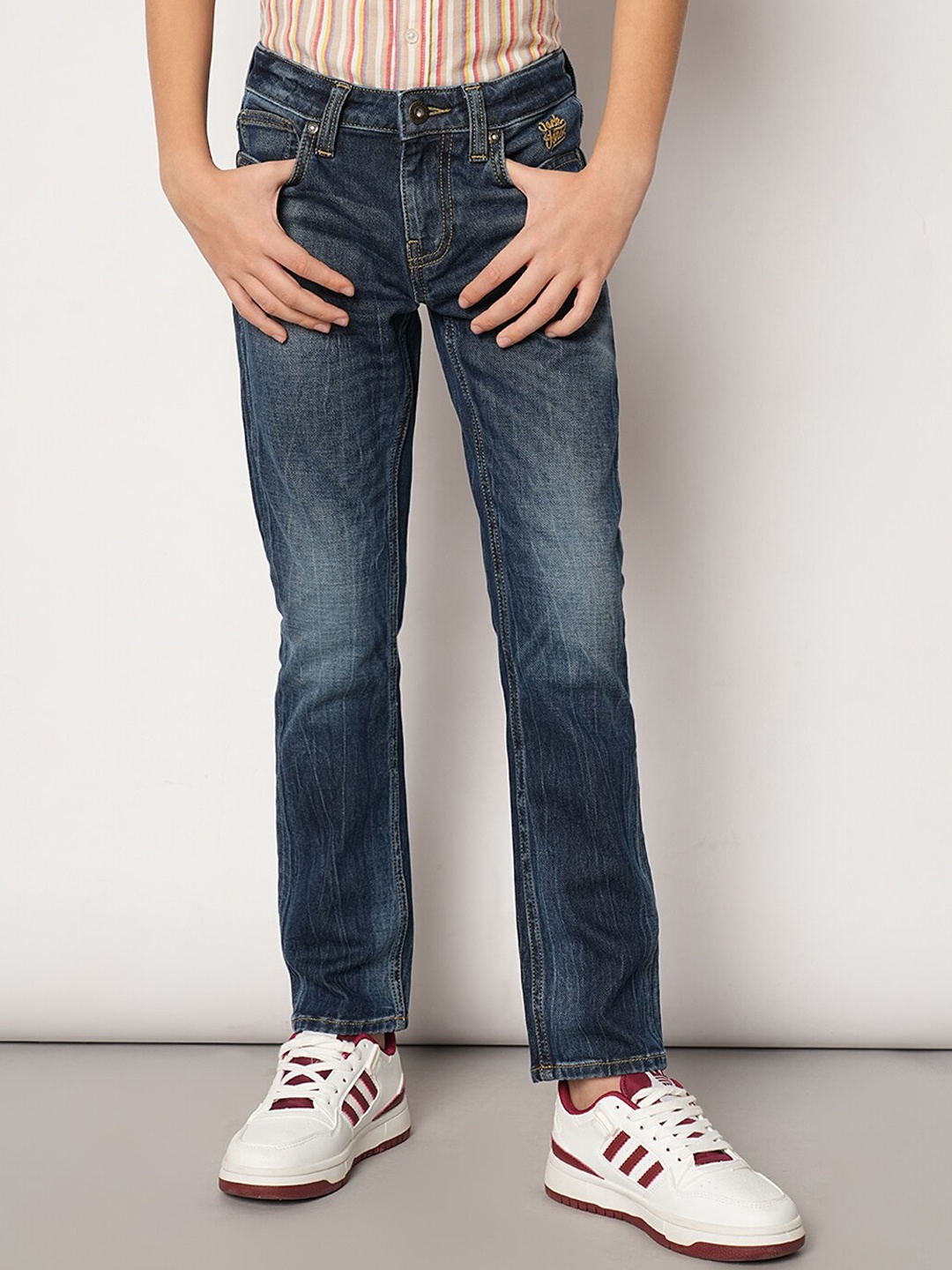 

Jack & Jones Junior Boys Straight Fit Clean Look Heavy Fade Pure Cotton Jeans, Blue